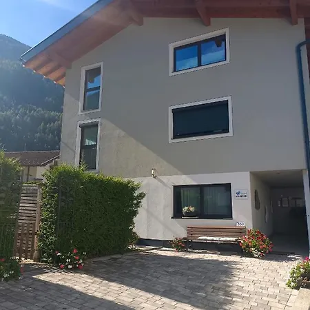 Apartment Maretobi