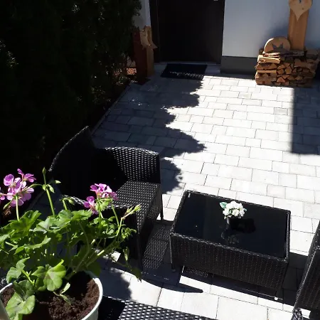 Maretobi Apartament Pfunds